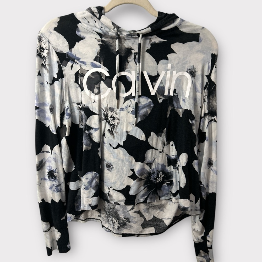 Calvin Klein Women's Black and White‎ Floral Hoodie
